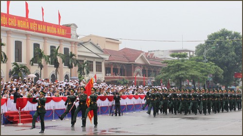 Staatspräsident beteiligt sich an 750-Jahr-Feier der Provinz Nam Dinh - ảnh 1